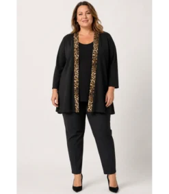 EF musta/leopardikuvioinen paitatakki (plus size)