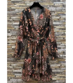 Elle Style Aria musta leo- ja kukkakuvioinen v-mekko vyöllä