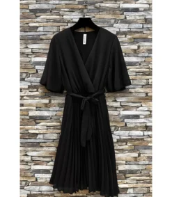 Elle Style Bethany musta lyhyt vekkimekko vyöllä
