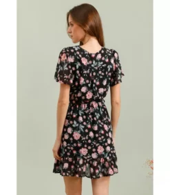 Hersecret Feelook musta lyhythihainen wrap-look v-kukkamekko