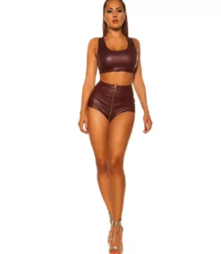 Koucla viininpunaiset korkeavyötäröiset wetlook hotpantsit vetoketjulla