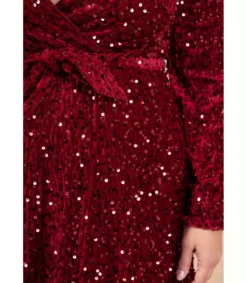 Hersecret Lilie viininpunainen pitkä v-samettimekko paljeteilla ja vyöllä (plus size)