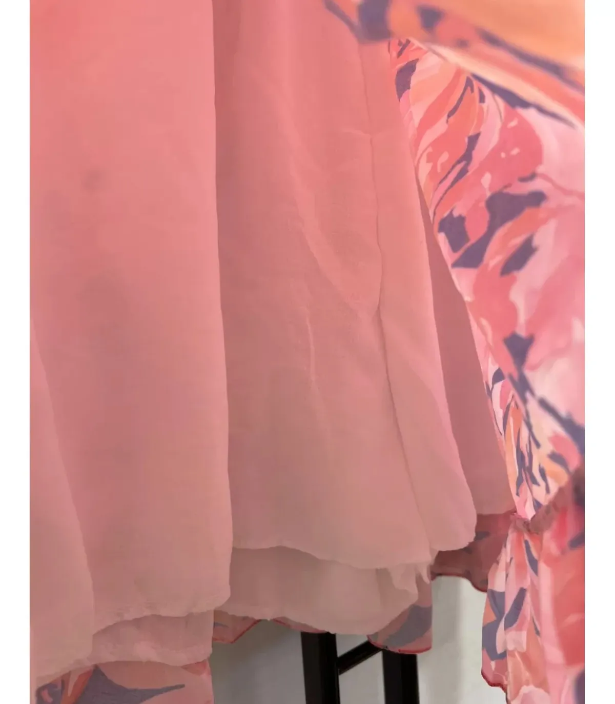 Mily pinkki kukkakuvioinen shortsihame