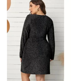 LC Musta metalliglitter mekko liehuksella (plus size)