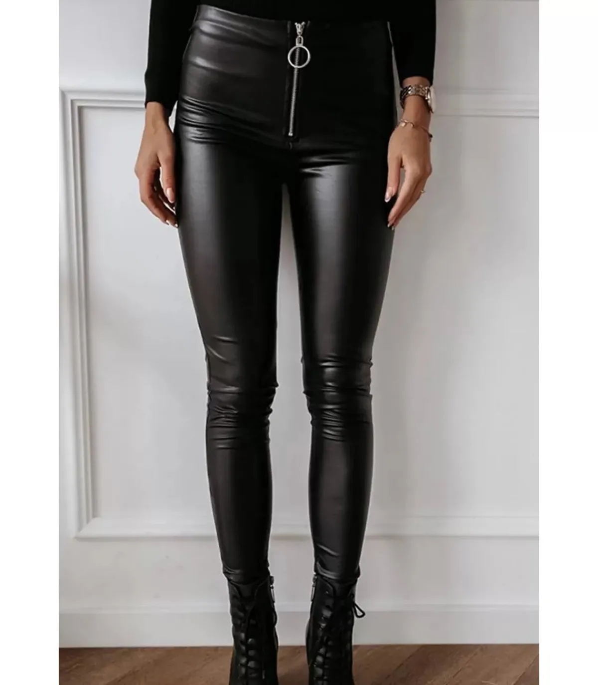 LC ustat tekonahkahousut vetoketjulla