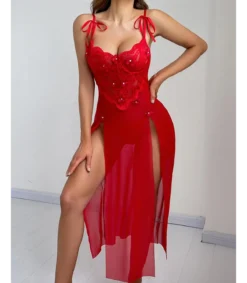 Hersecret Punainen pitkä babydoll kukkakoristeilla