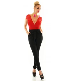 Hersecret Punamusta pitsikoristeinen v-jumpsuit