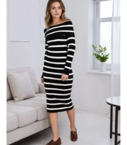 Rosy Days mustavalkoinen raidallinen off-shoulder neulemekko