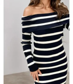 Rosy Days mustavalkoinen raidallinen off-shoulder neulemekko