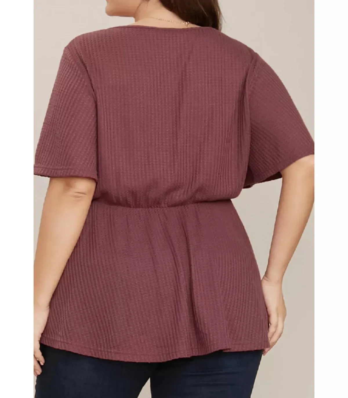 LC Ruskeanpunainen lyhythihainen v-vohvelipaita pitsillä (plus size)