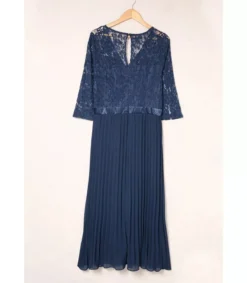 LC Sininen pitsikoristeinen vekkijuhlamekko (plus size)