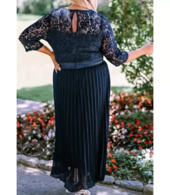 LC Sininen pitsikoristeinen vekkijuhlamekko (plus size)