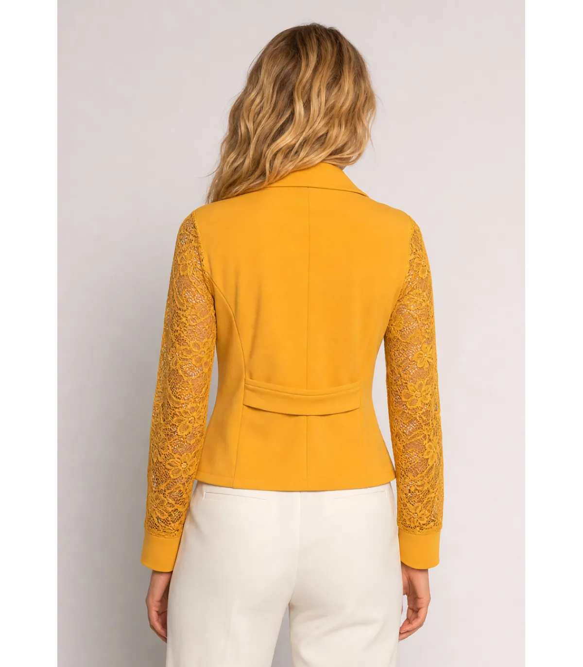 Hersecret Soleil Star keltainen pitsihihainen bleiseri
