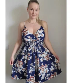 LC Tuanininen kukkakuvioinen wrap-look v-ekko