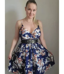 LC Tuanininen kukkakuvioinen wrap-look v-ekko