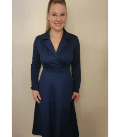 LC Tummanininen takkimekko