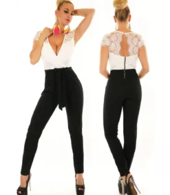 Hersecret Valkomusta pitsikoristeinen v-jumpsuit